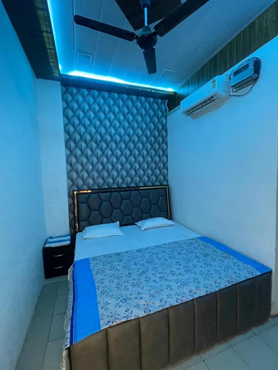 Hotel Hari Krishnam Residency Mathura Zewnętrze zdjęcie