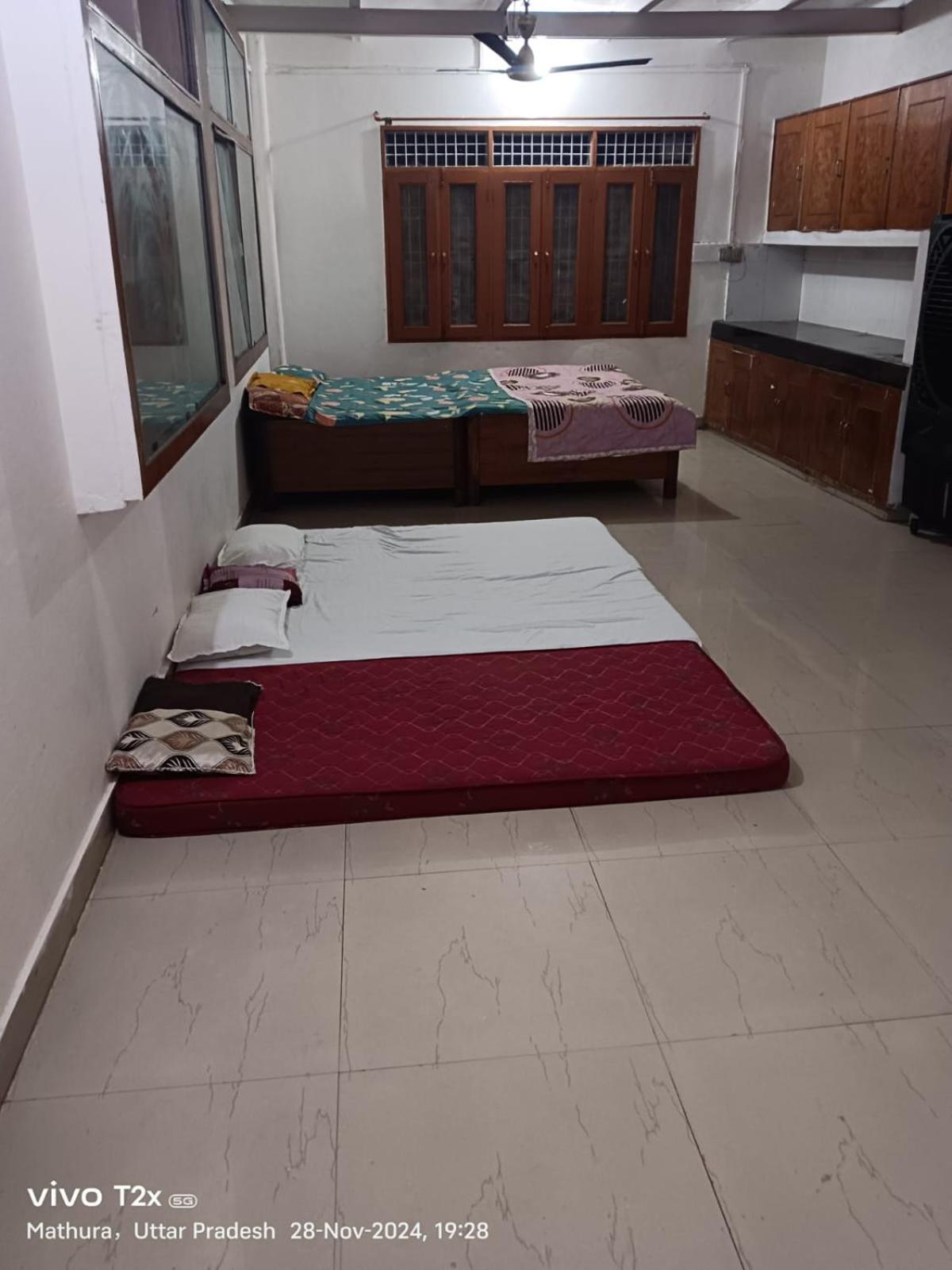 Hotel Hari Krishnam Residency Mathura Zewnętrze zdjęcie