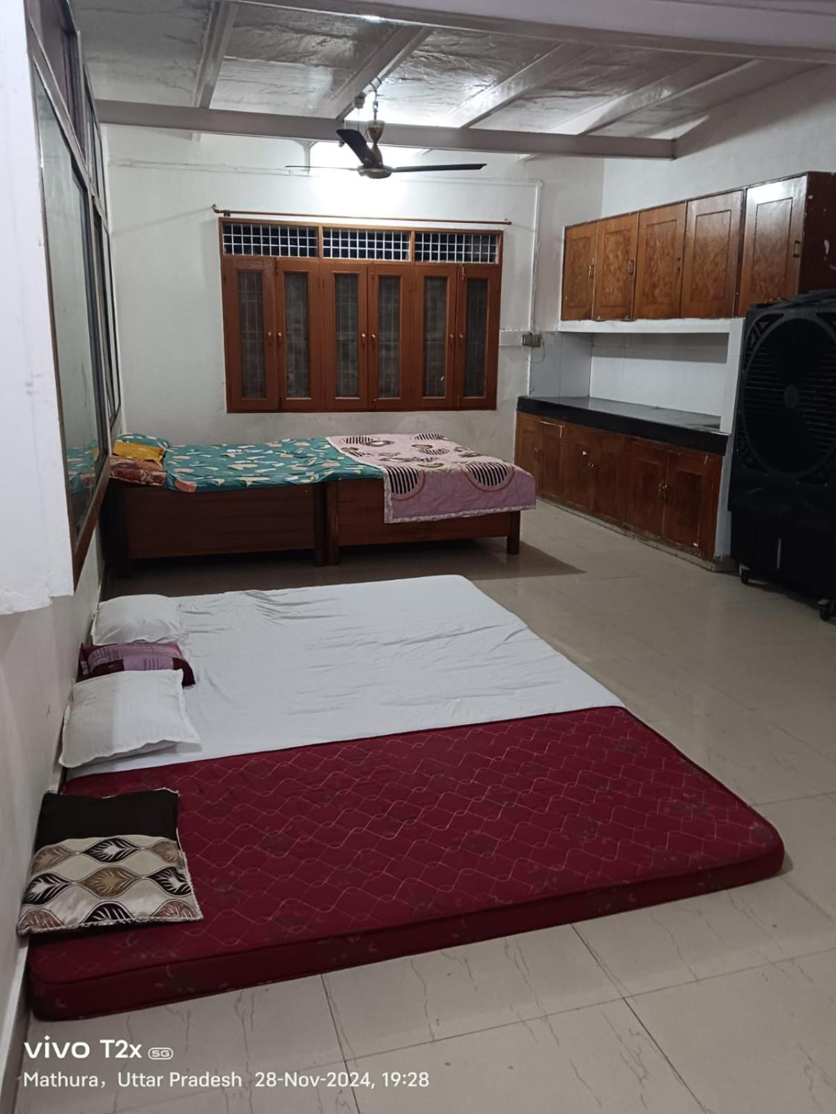Hotel Hari Krishnam Residency Mathura Zewnętrze zdjęcie